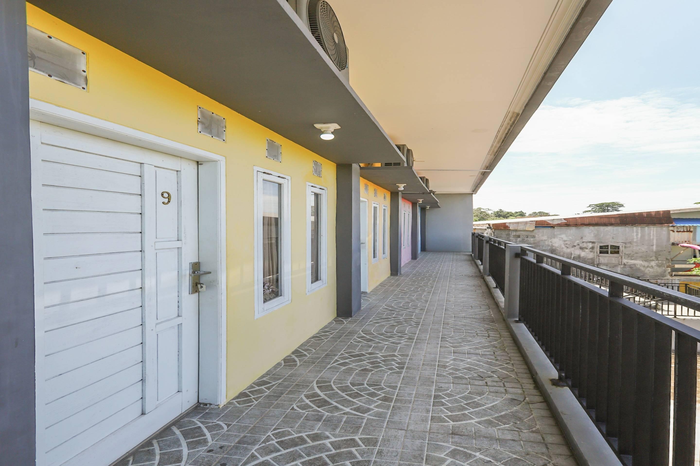 Reddoorz At Pelangi Guest House Balikpapan  Ngoại thất bức ảnh